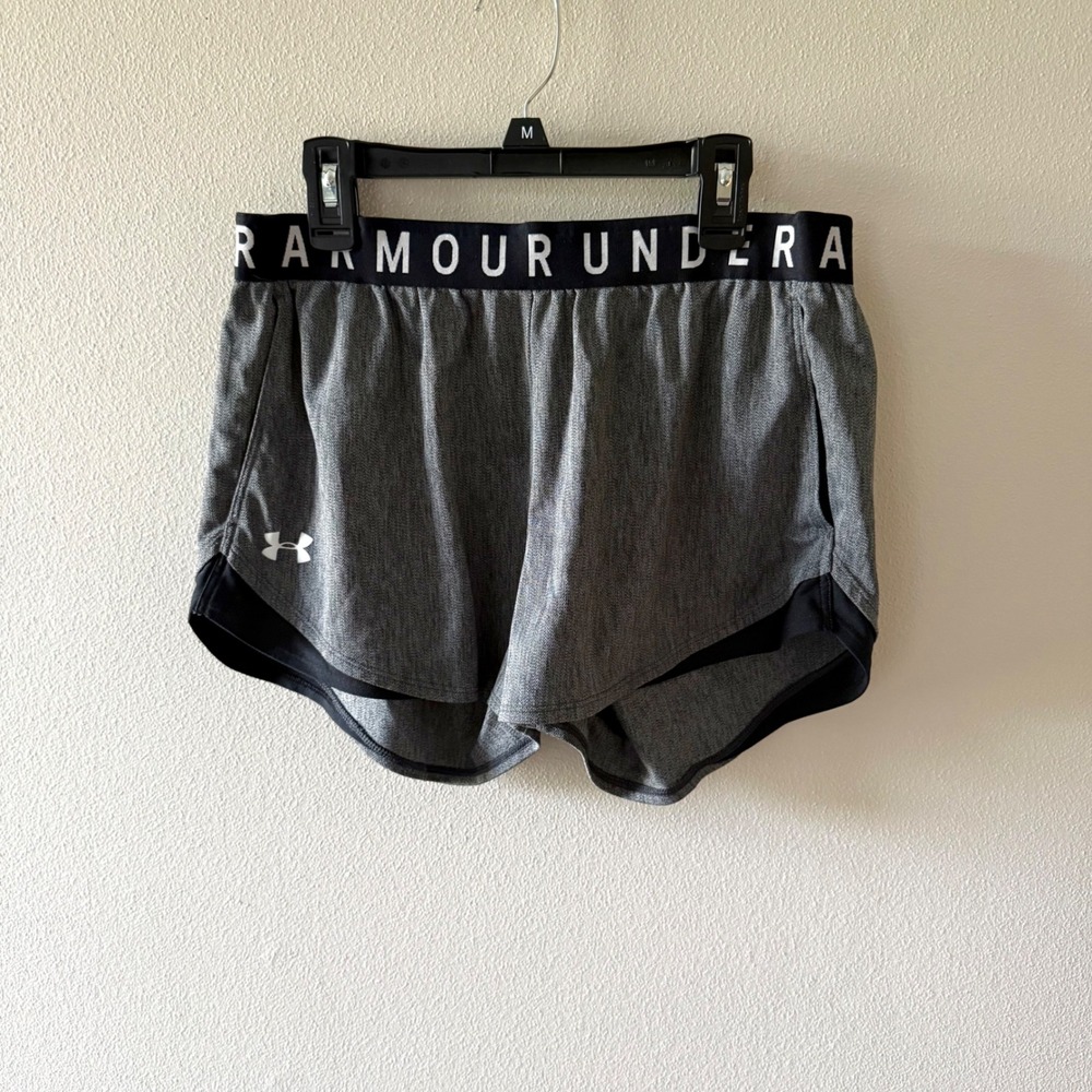 Under Armour womens gray and black play up twist shorts size M branded waistband
